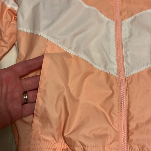 Darling Cropped Nike Windbreaker, size L - Picture 4 of 11